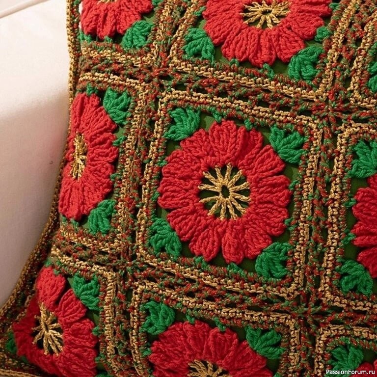 Вязаные подушки. Фото + схемы