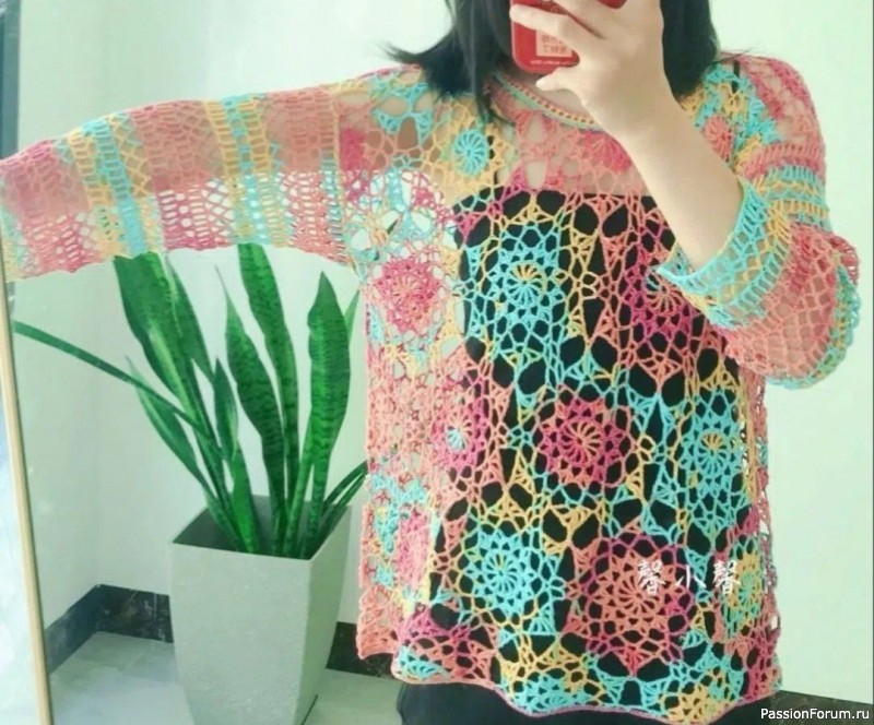 Цветочный красочный вязаный топ. Схемы