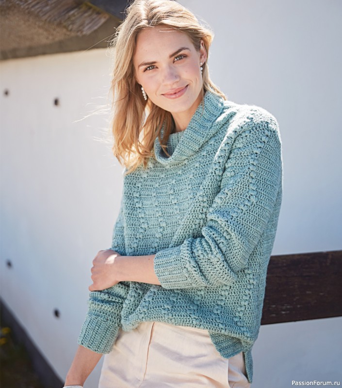 Свитер с рельефными зигзагами