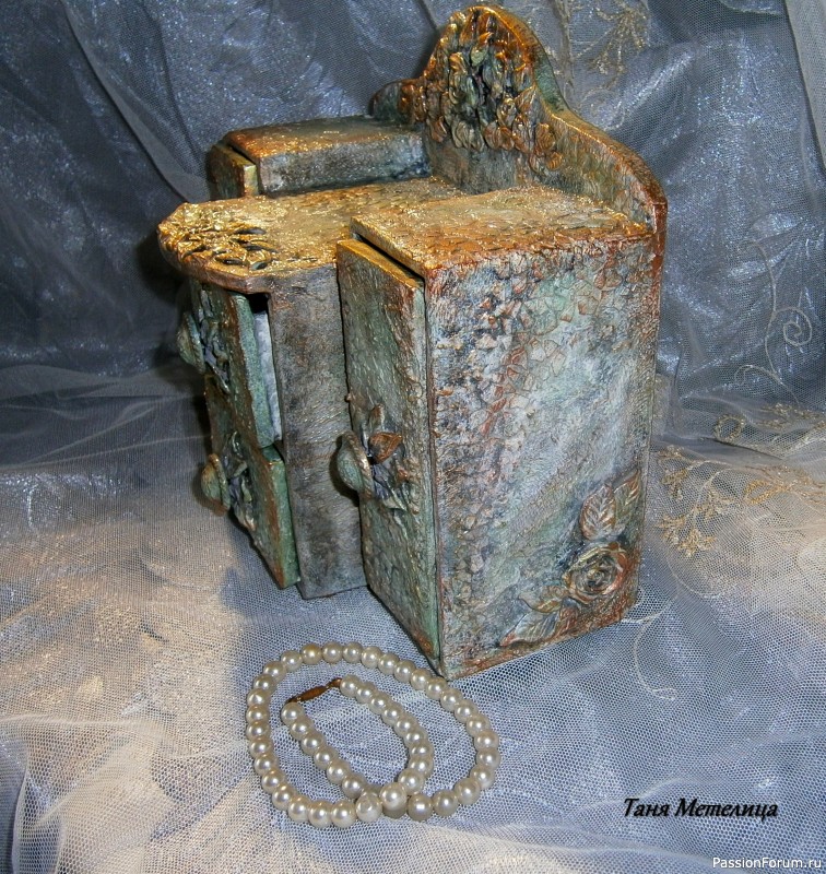 Результат МК комодики из коробочек от чая.