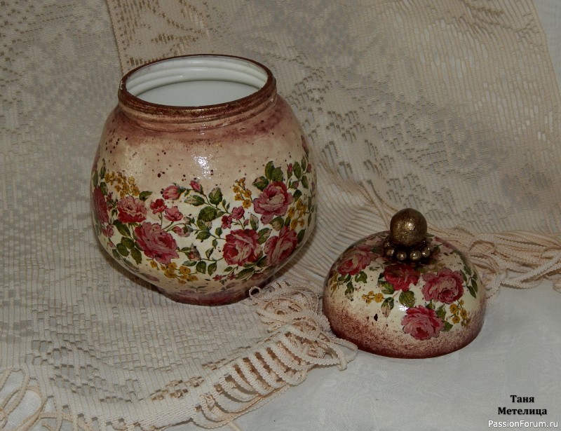 Шкатулка "Аромат роз".