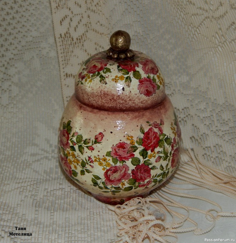 Шкатулка "Аромат роз".