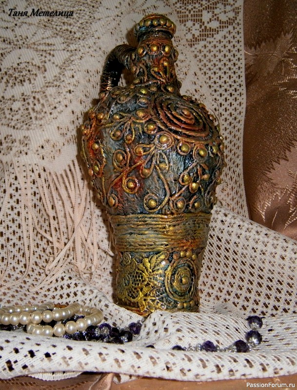Кувшины из бутылок.