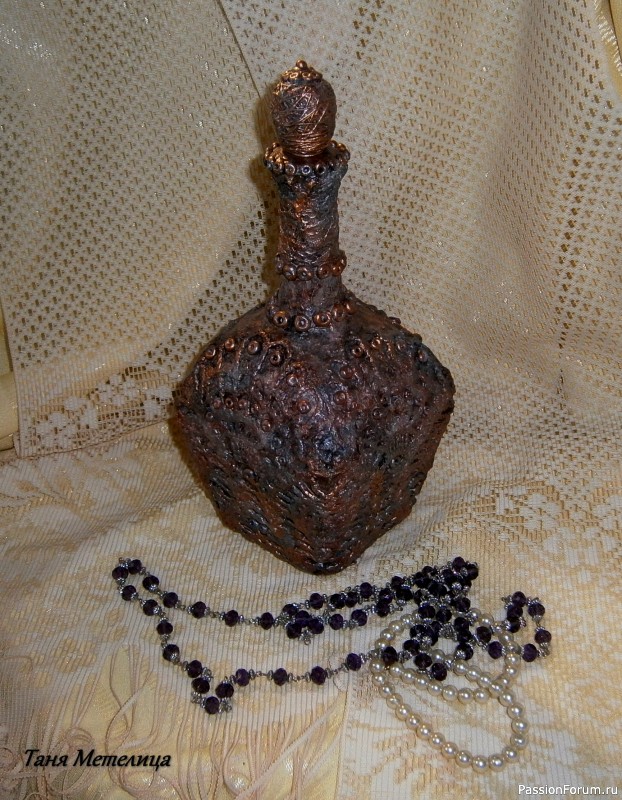 Кувшины из бутылок.
