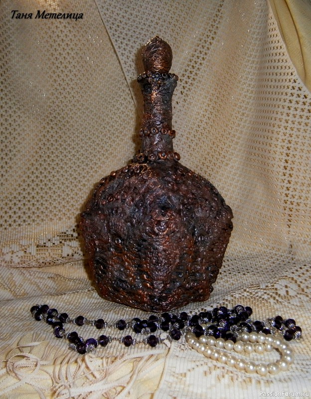 Кувшины из бутылок.