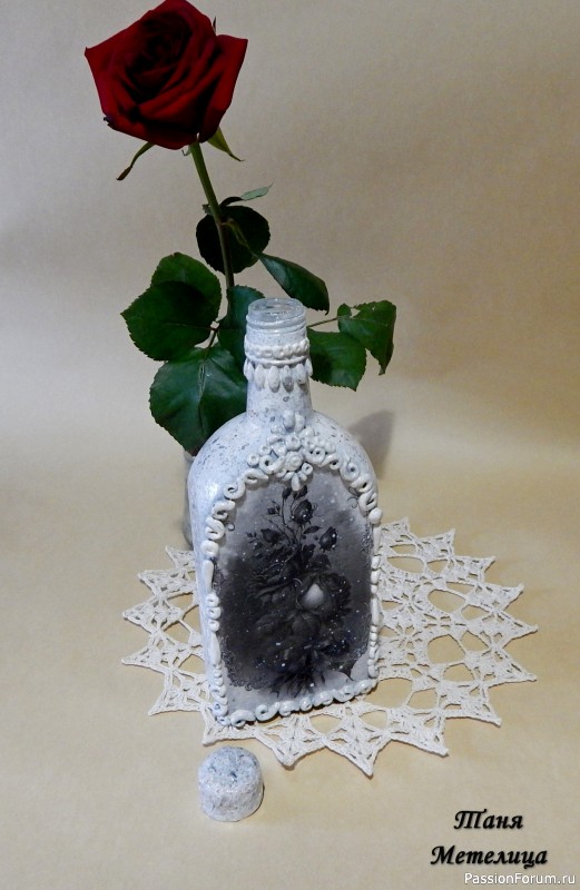 Бутылка &quot;Зимняя роза&quot;.