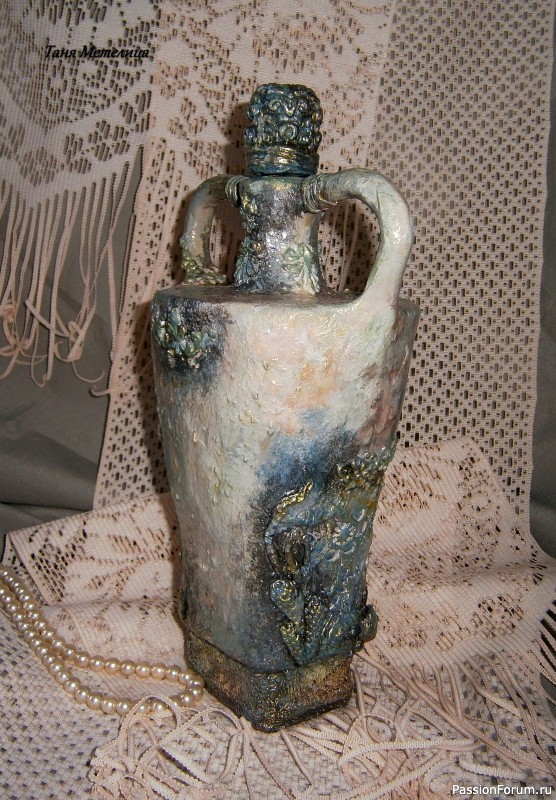 Кувшины из бутылок.