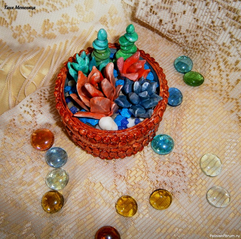 Флорариум с суккулентами.