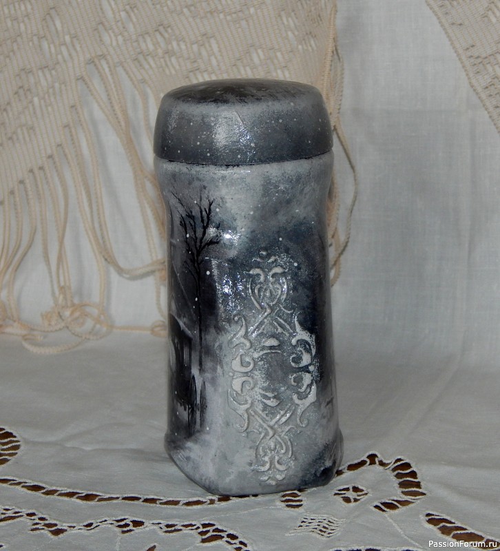 Декупаж баночек от кофе.