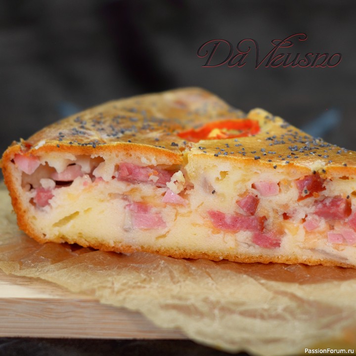 Заливной пирог с колбасой и сыром. Завтрак для ленивых