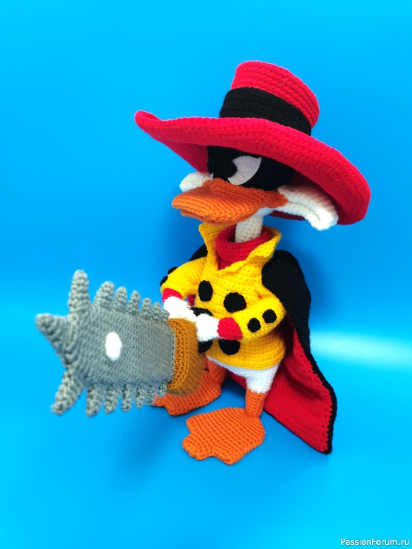 Антиплащ антигерой из м/ф "Черный плащ"