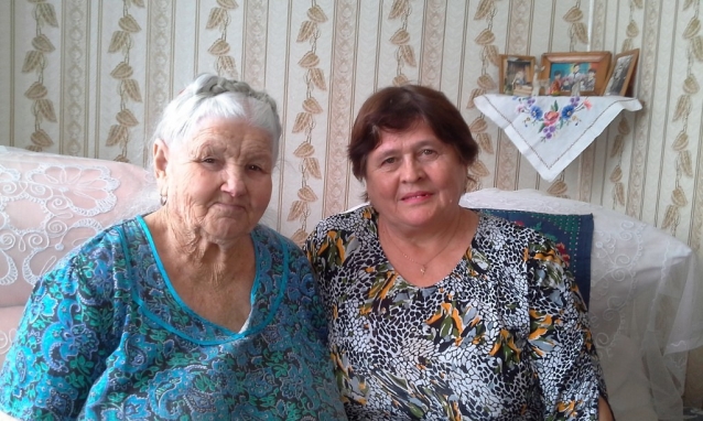 Зина с моей свекровью,Марией Михайловной.1 апреля ей исполнится 93. Зина с моей свекровью,Марией Михайловной.1 апреля ей исполнится 93.