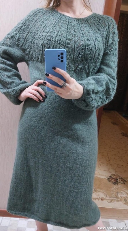 Платье "Зеленый миндаль"