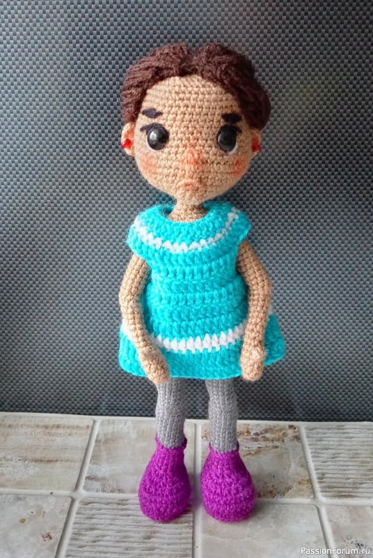 Куколка крючком