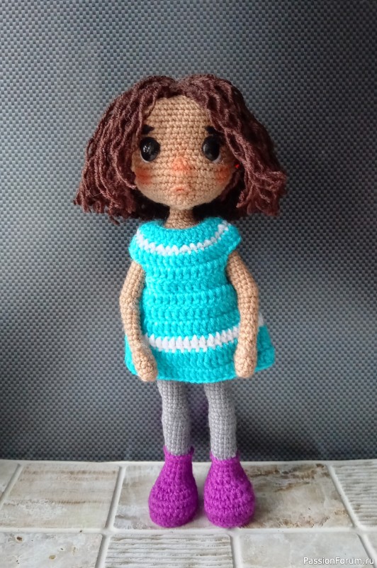 Куколка крючком