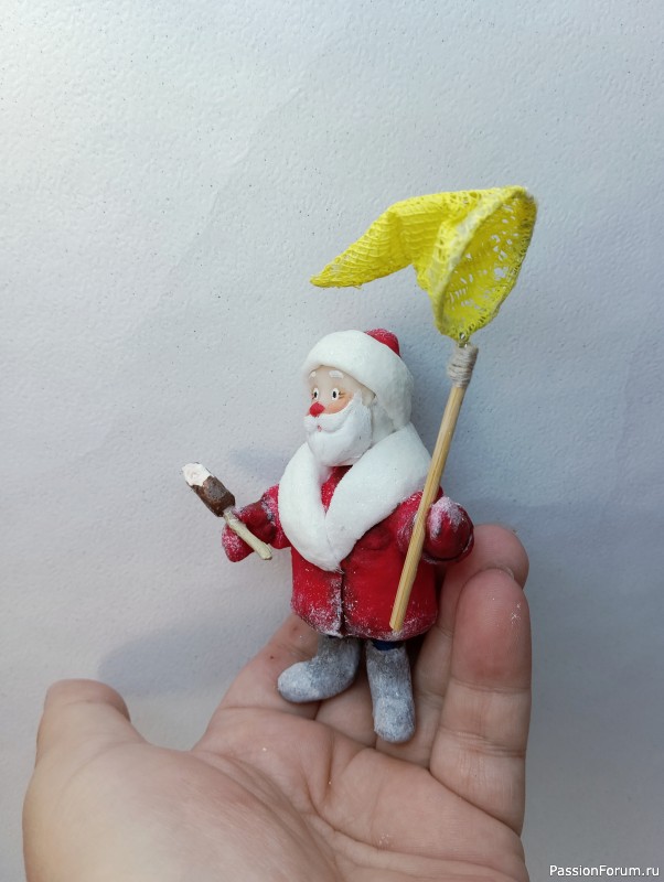 Дед Мороз из лета и Снегурка - символ года))