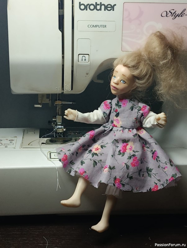 Хранительница рукоделия.