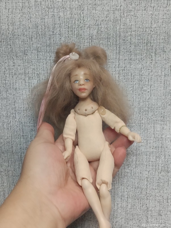 Хранительница рукоделия.