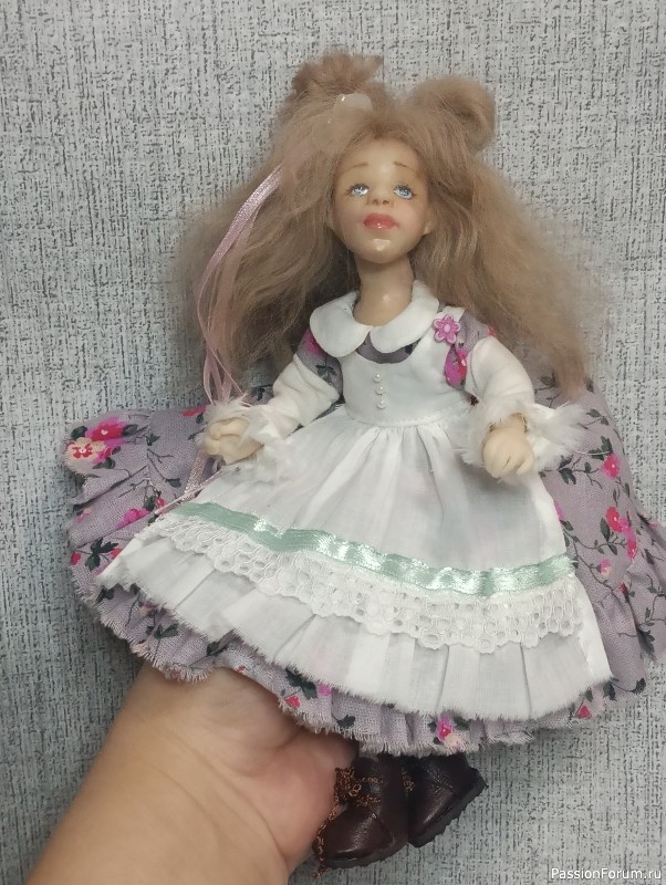 Хранительница рукоделия.