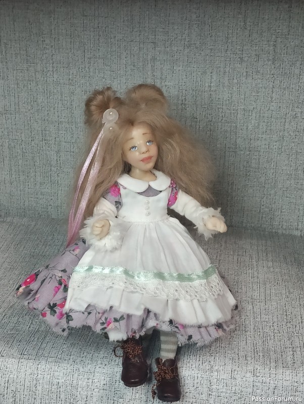 Хранительница рукоделия.