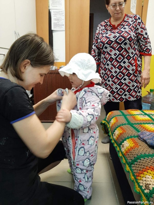 Приму в дар пряжу.