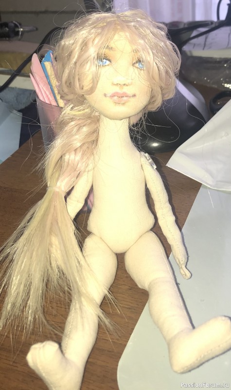 Моя первая текстильная кукла