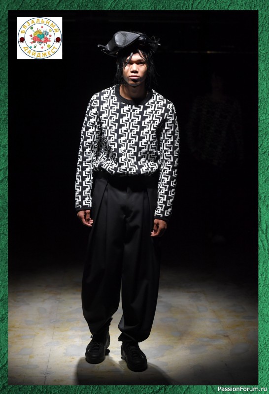ЧЁРНО-БЕЛАЯ МАГИЯ ОТ Comme Des Gar&ccedil;ons Homme Plus. ЖАККАРД В МУЖСКОМ ТРИКОТАЖЕ. СХЕМЫ.