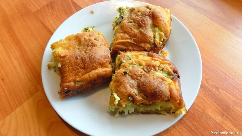 Заливной пирог с начинкой из капусты и фарша