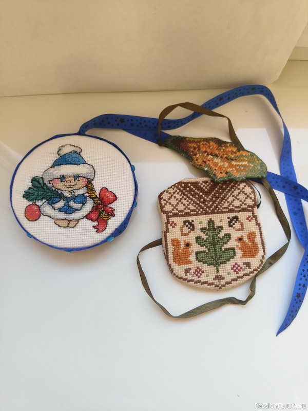 Новогодние игрушки