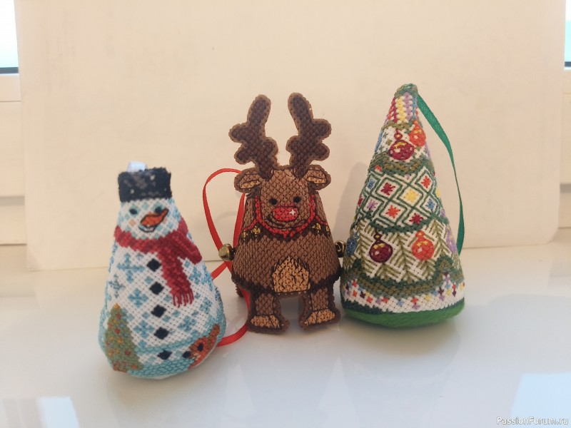 Новогодние игрушки