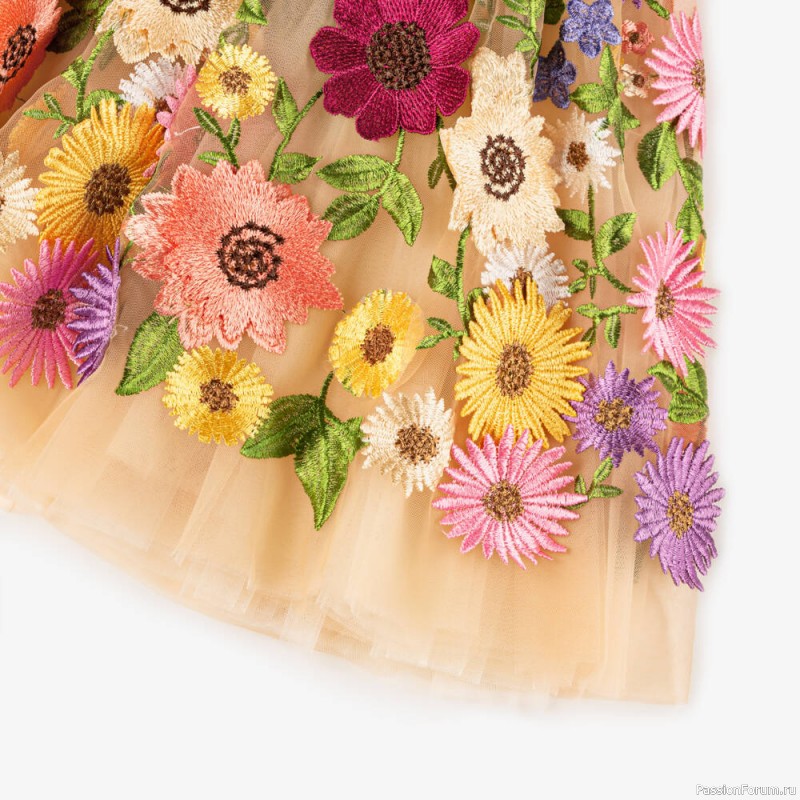 Из зимы в лето: весенне-цветочное для девочек. Идеи, акценты