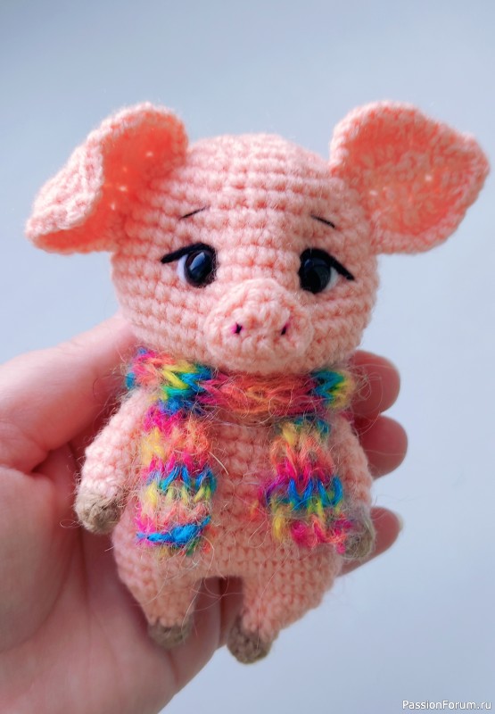 Поросеночек вязаный крючком