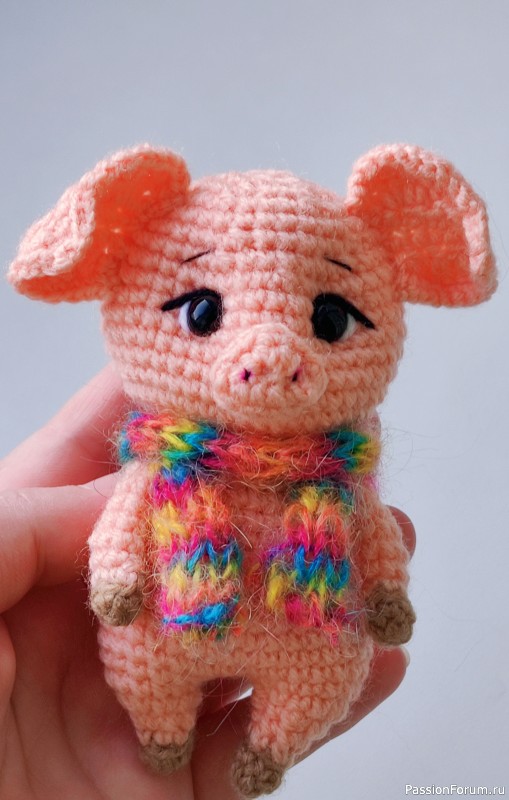 Поросеночек вязаный крючком