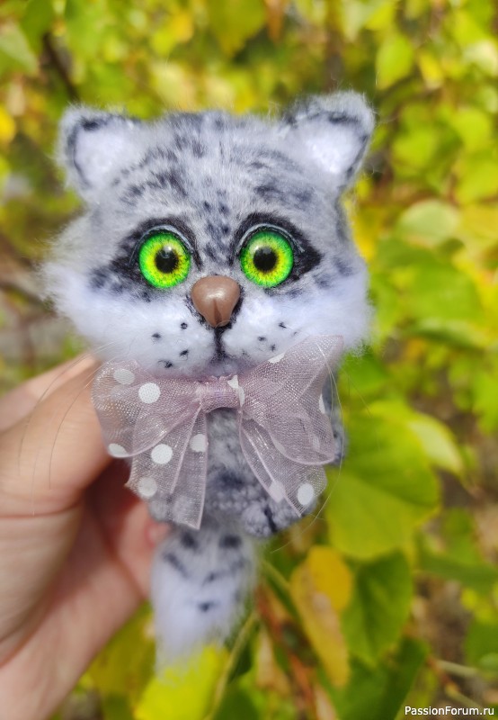 Котенок. Брелок-подвеска