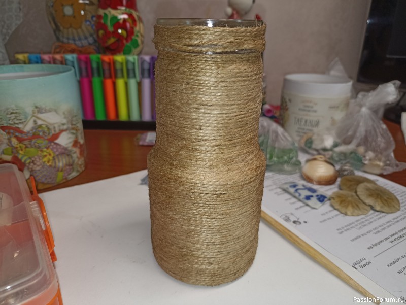 Вазочка из банки и джута