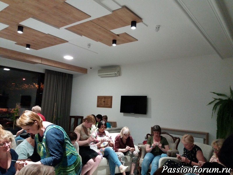 Мы в Тбилиси на международном слёте рукодельниц.