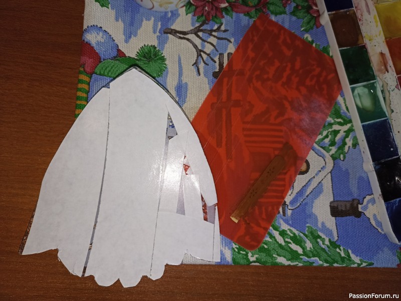 Голубая стеклянная ёлочка