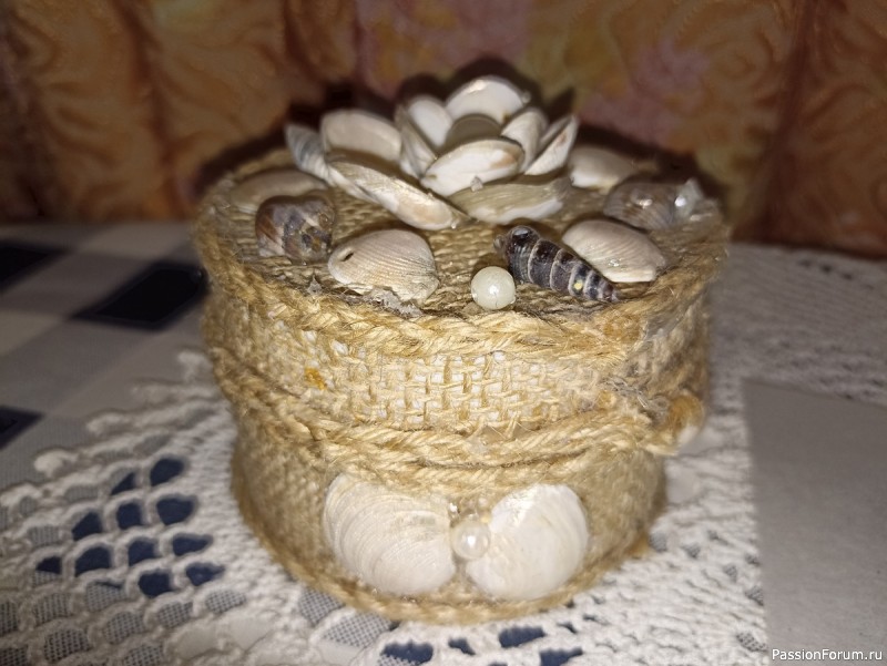 Цветок из ракушек