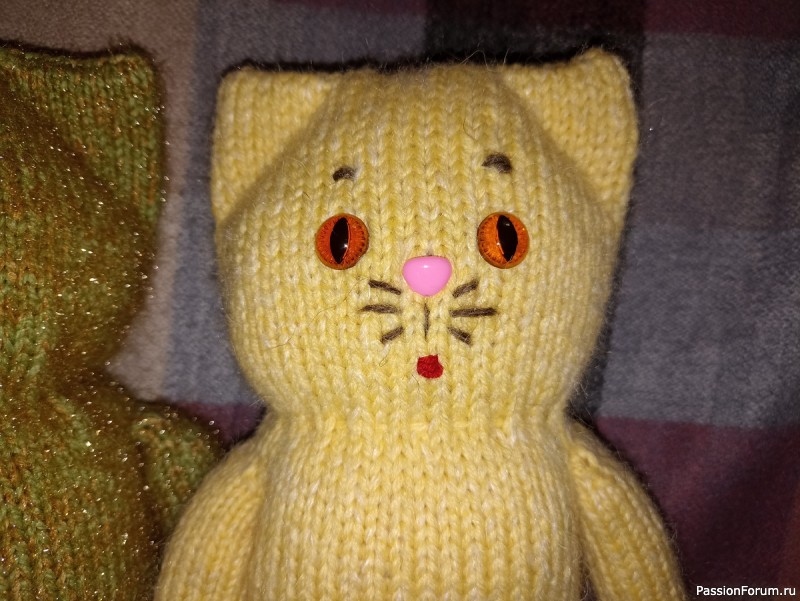 Связала котиков спицами. МК