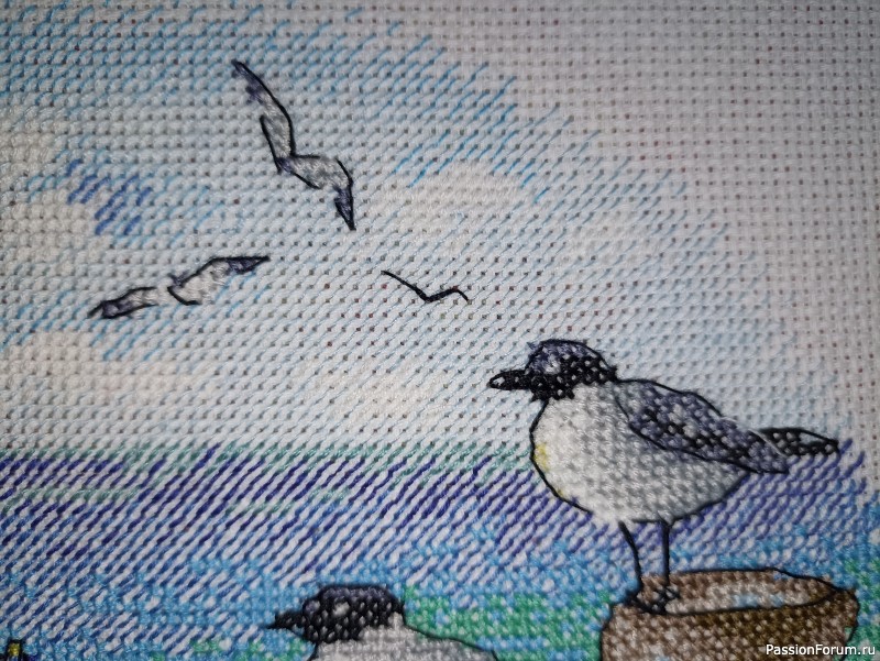 Вышивка Чайки на причале