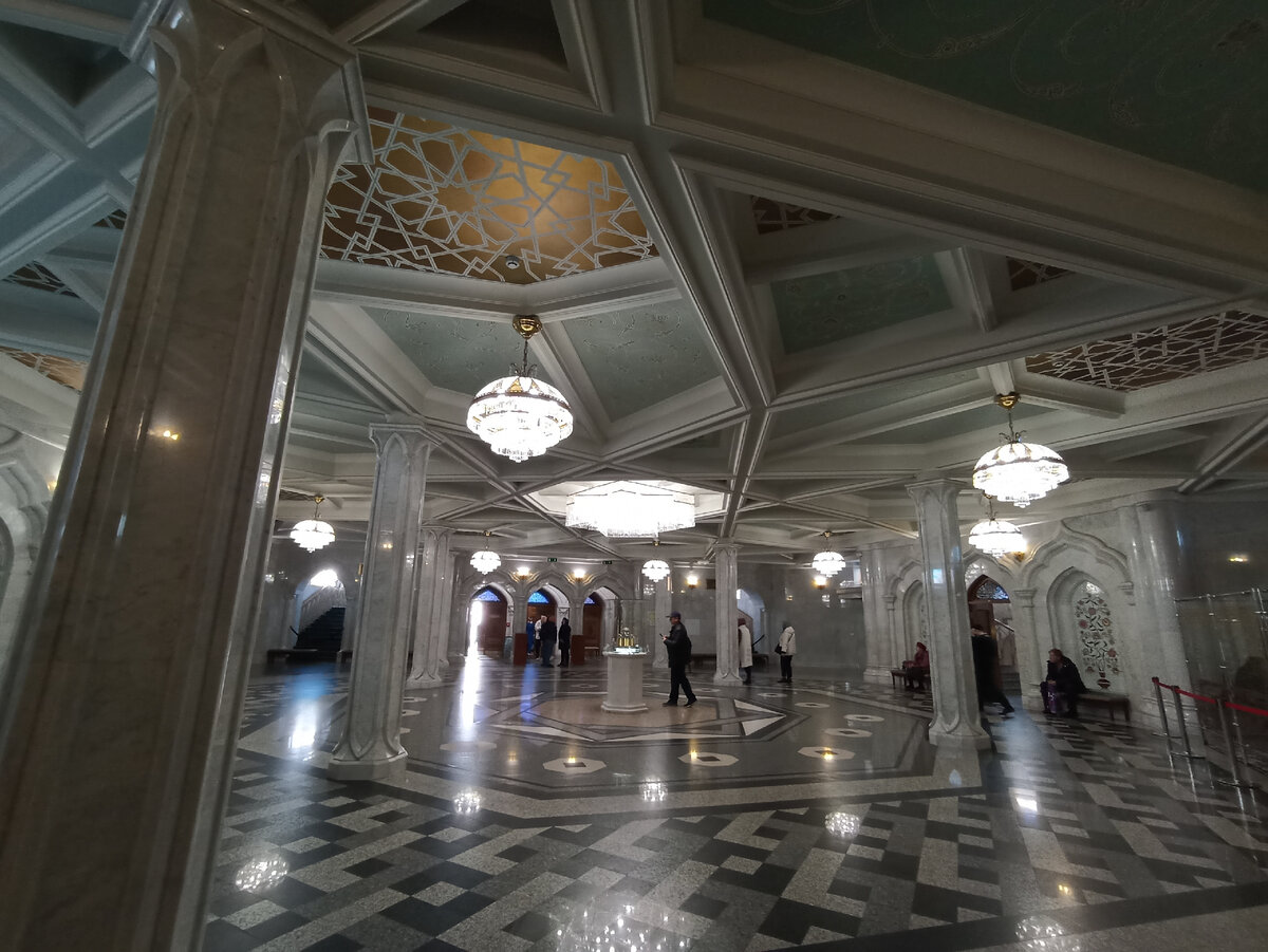 Путешествие в Казань. Казанский Кремль. Мечеть Кул Шариф. Кремлёвская набережная. 3 октября