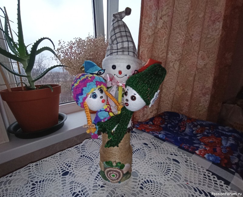 Снеговики на палочке