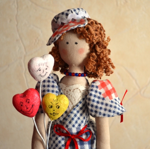 Кукла "Девочка с шарами".