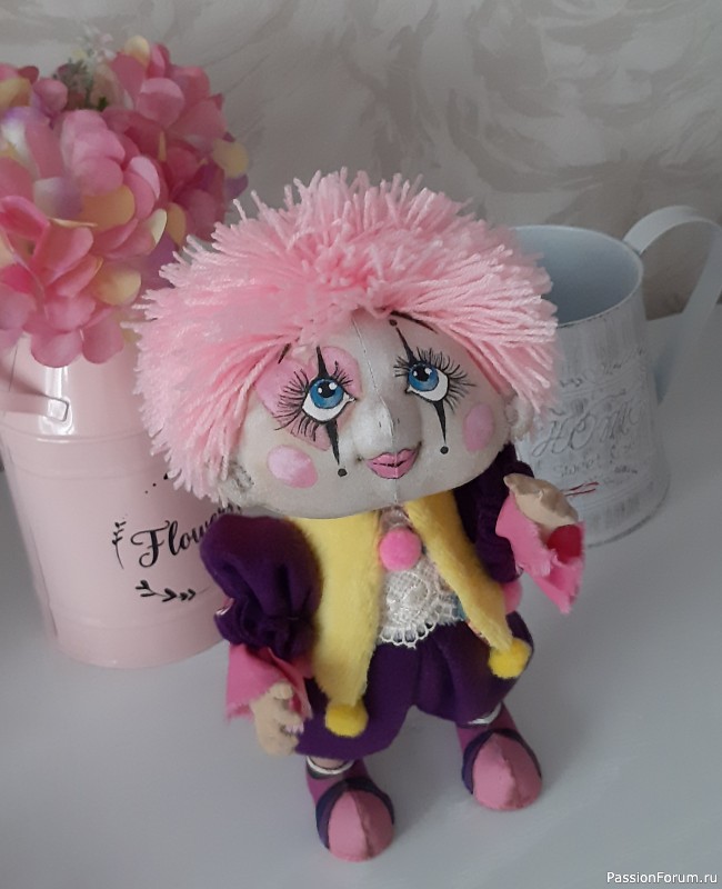 Текстильная игрушка "Клоун". Текстильная игрушка "Клоун".