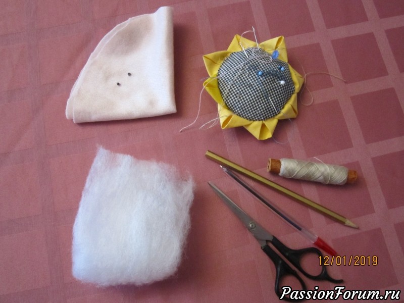 Всегда найдётся тот, кто испортит общее фото