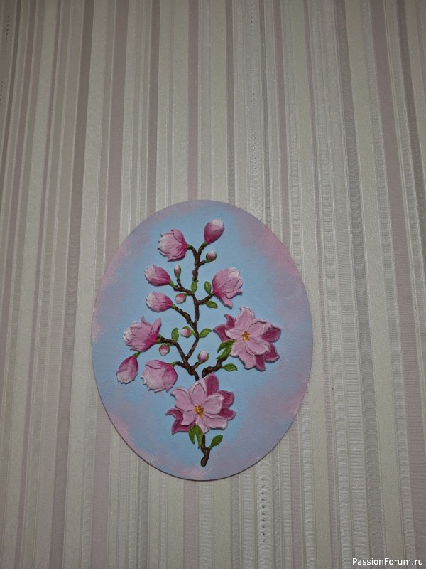 Панно "Магнолия" из папьемаше и гипса
