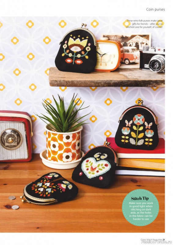 Коллекция вышивки в журнале «Cross Stitch Favourites - Flowers 2026»