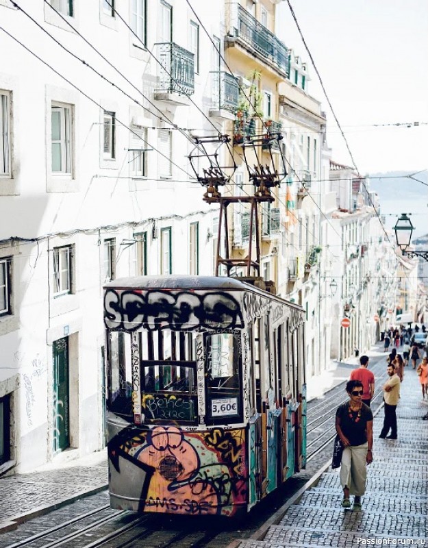 Вязаные проекты в журнале &laquo;Laine Magazine №1 2016 Autumn/Winter&raquo;.