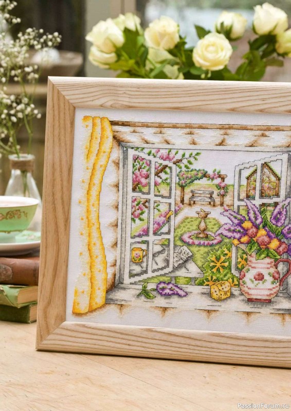 Коллекция вышивки в журнале «Ultimate CrossStitch Flowers - 2025»