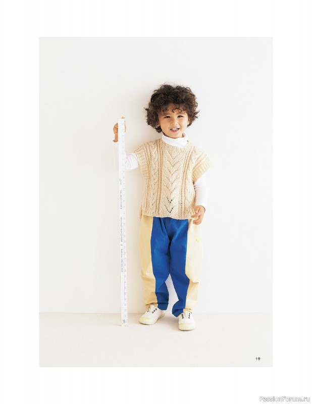 Вязаные модели в книге «Children's Knitwear»